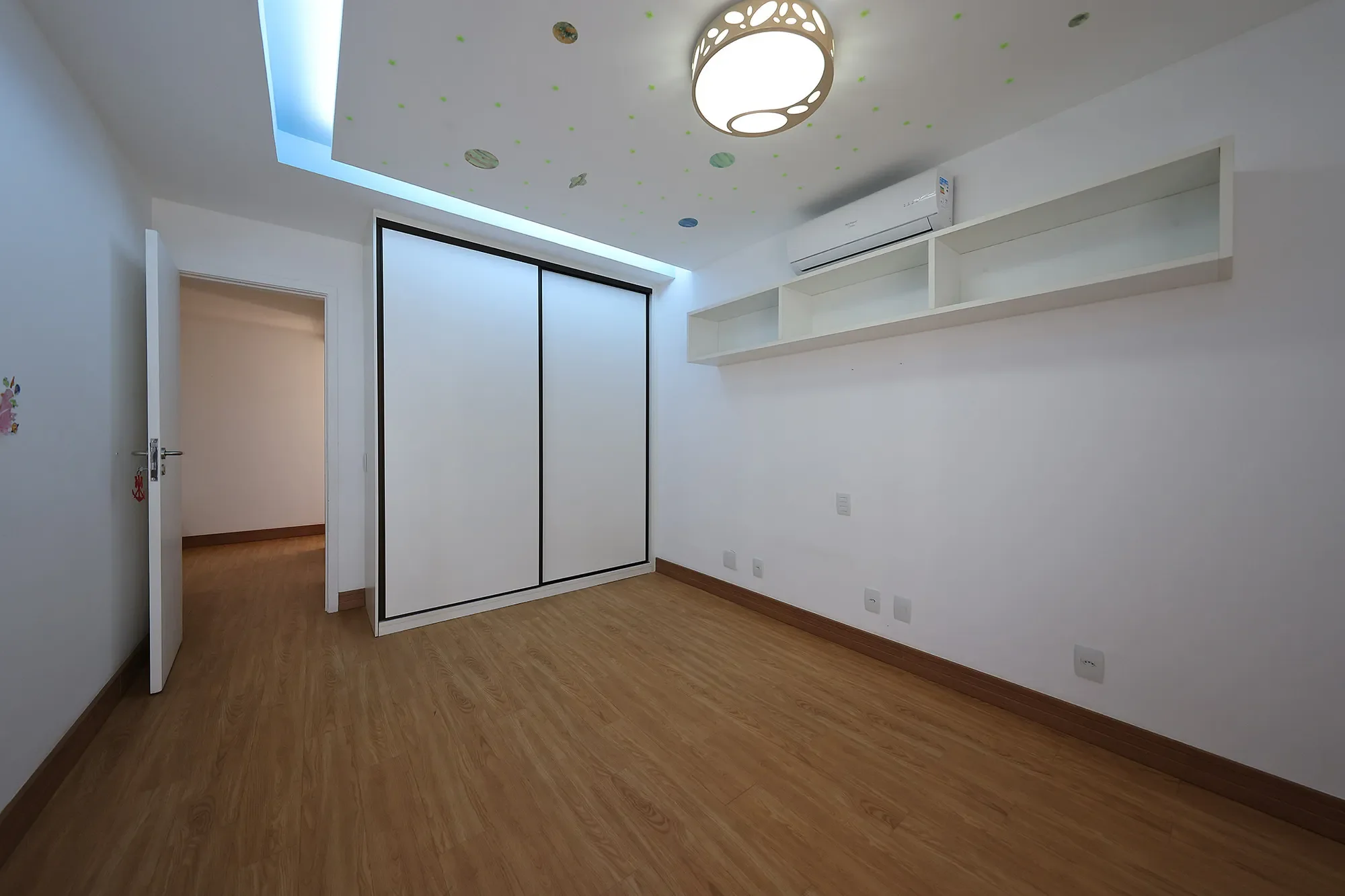 Gallery photo 4