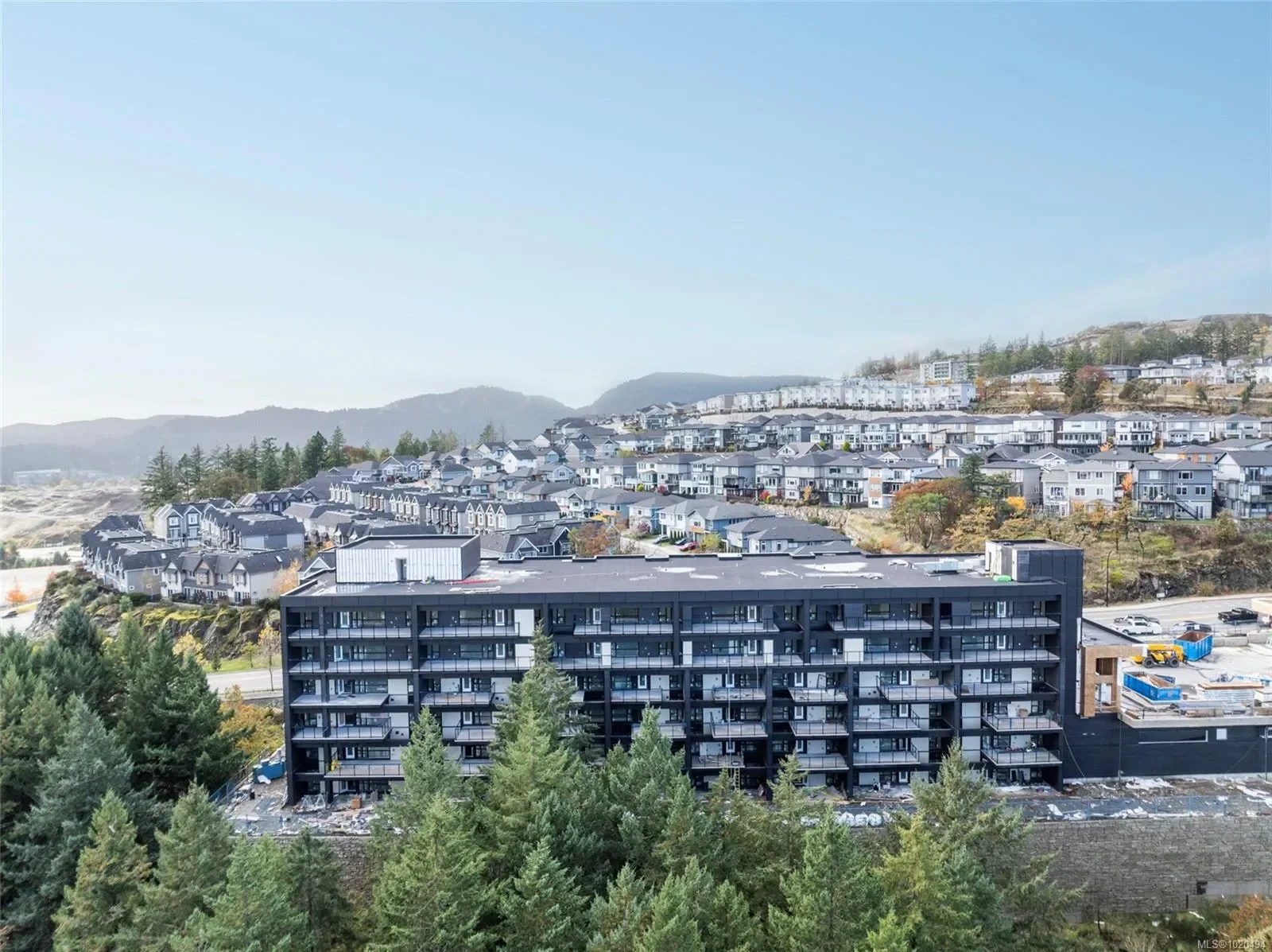 2341 Bear Mountain Pkwy 602, Langford, British Columbia, Canada. - Photo 6