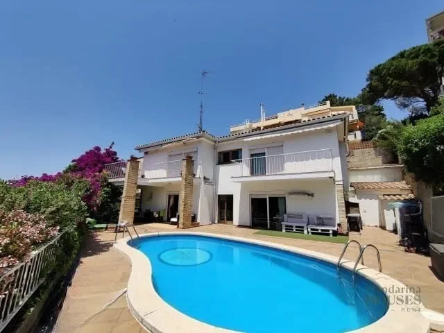 House with sea views and pool for sale in Tossa de Mar, Costa Brava