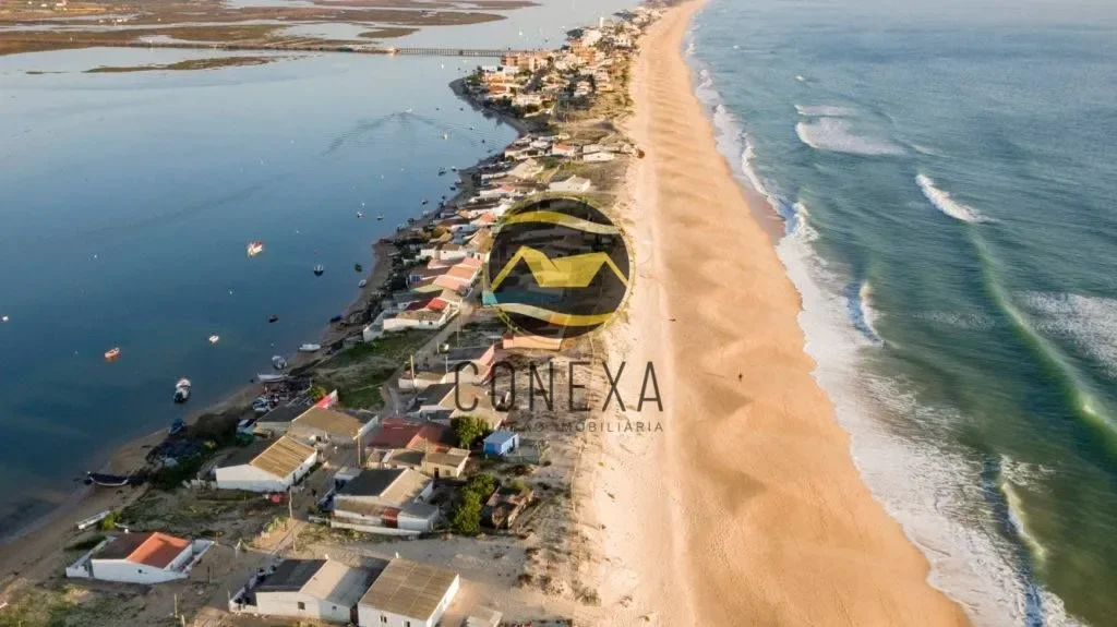 Faro, Faro, Faro (Se e Sao Pedro), Algarve, Portugal. - Photo 5