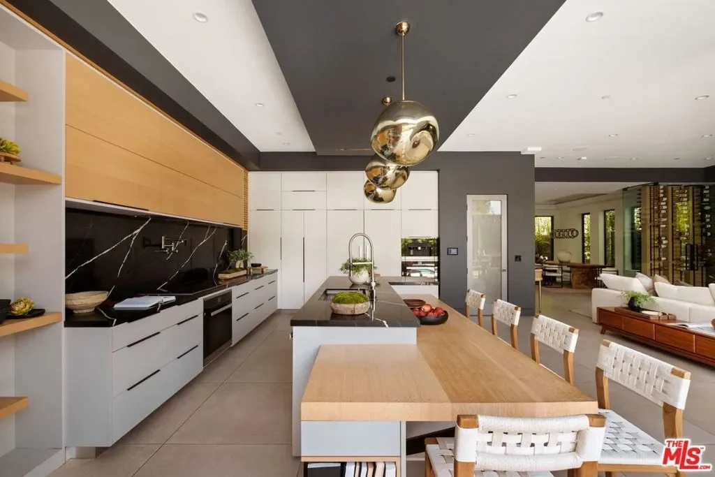 816 N Stanley Avenue, Los Angeles, California, United States. - Photo 23