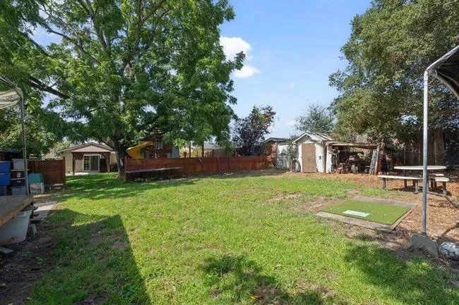 22 Heiner Road, Watsonville, CA 95076, Watsonville, California, United States. - Photo 50