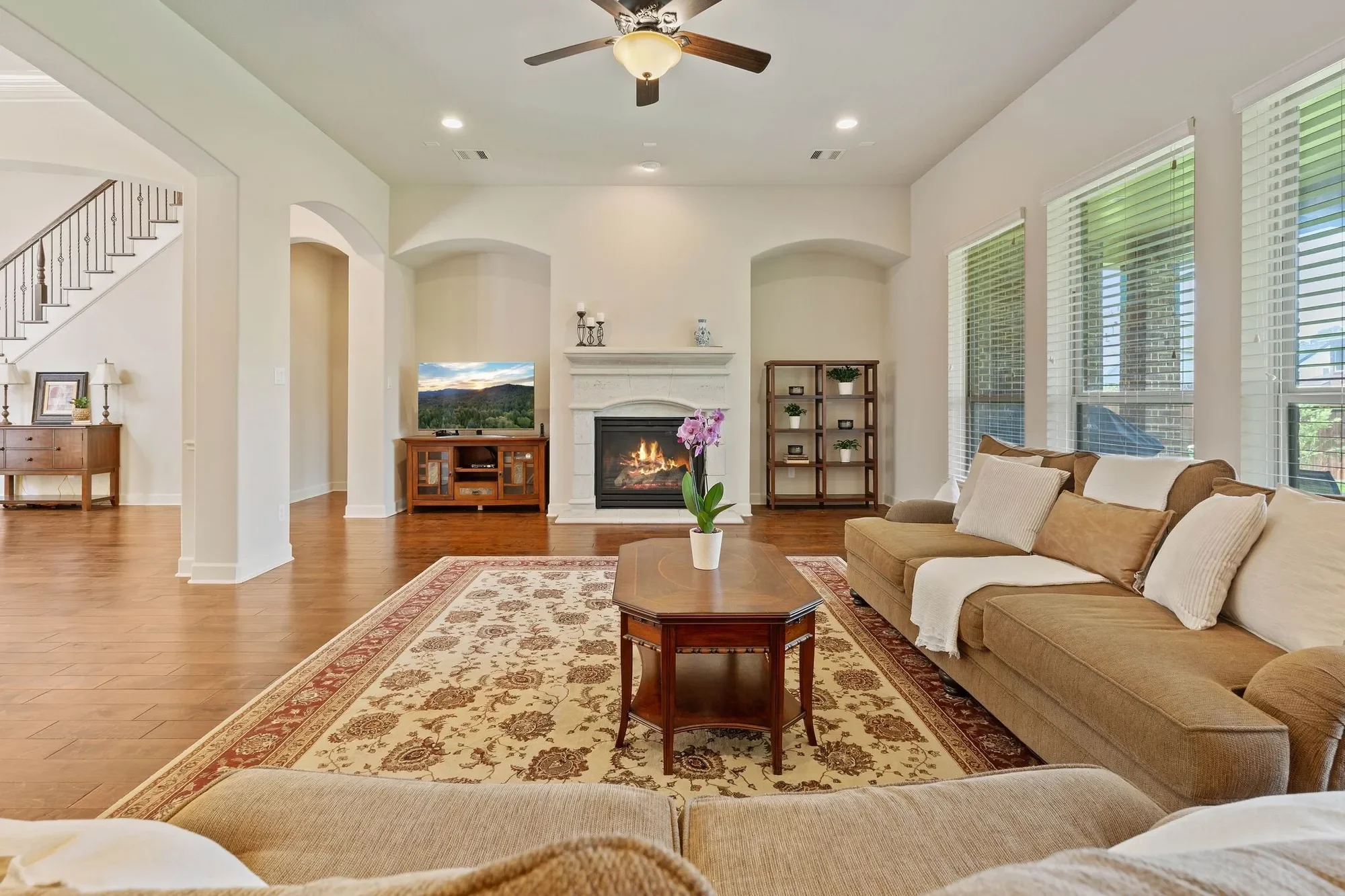 35 N Beech Springs Drive, The Woodlands, TX 77389, The Woodlands, Texas, United States. - Photo 14