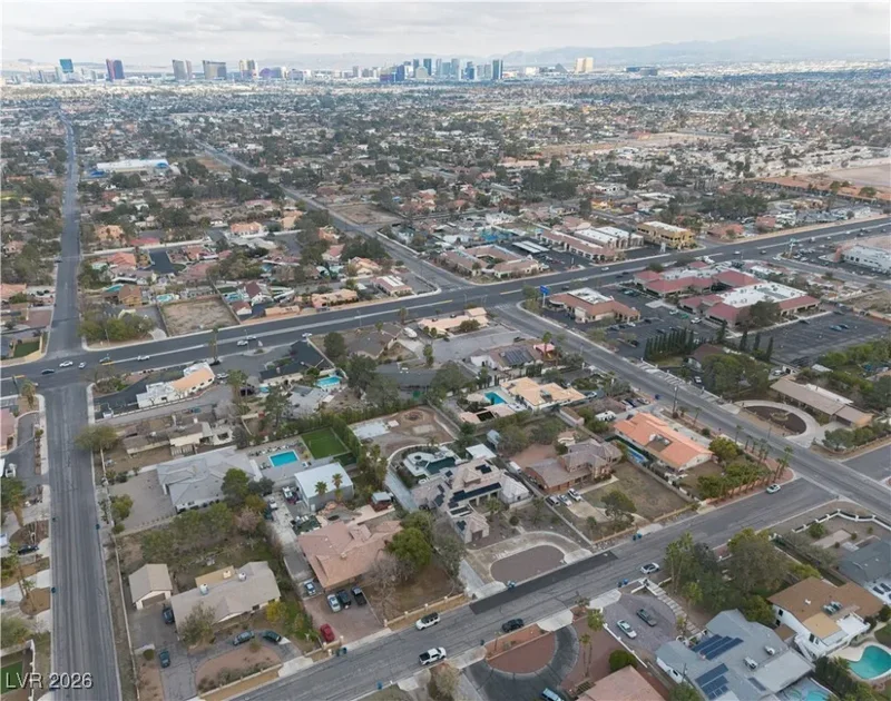2850 Rosanna Street, Las Vegas, Nevada, United States. - Photo 98