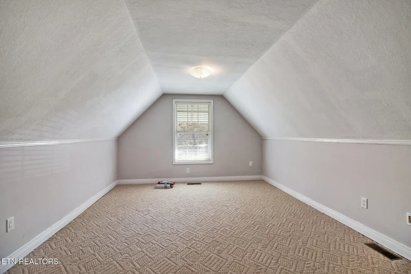 9521 Cherokee Trl, Crossville, TN 38572, Crossville, Tennessee, United States. - Photo 29