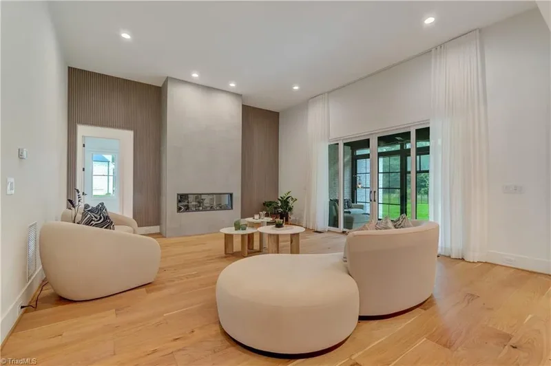 7618 Pemberley Drive, Oak Ridge, North Carolina, United States. - Photo 9