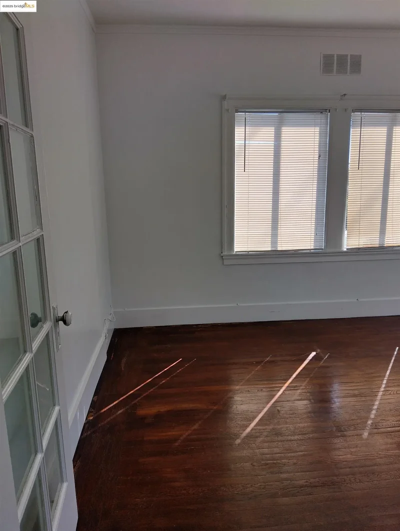 1864 11th Ave, Oakland, California, United States. - Photo 31