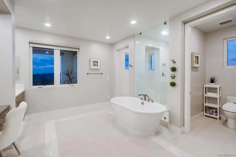 6372 Meadowbrush Cir, San Diego, California, United States. - Photo 17