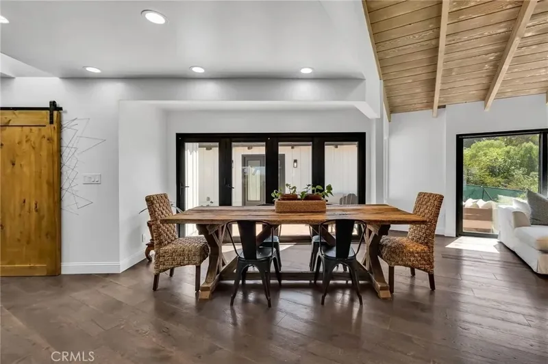 1133 Granvia Altamira, Rolling Hills Estates, California, United States. - Photo 20
