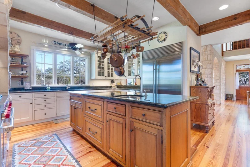 1129 Triple Creek Rd, Fredericksburg, TX 78624, Fredericksburg, Texas, United States. - Photo 23
