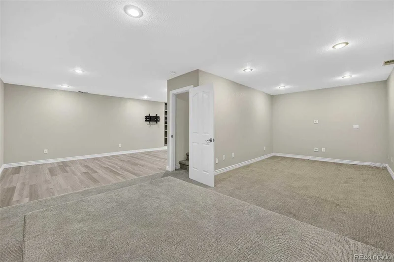 8389 Owl Roost Court, Parker, CO, 80134, USA, Parker, Colorado, United States. - Photo 35