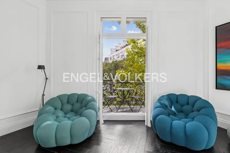 Family and reception apartment - Victor Hugo / Lamartine
