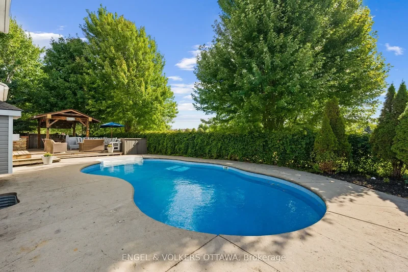 98 Anfield Crescent E, Ottawa, Ontario, Canada. - Photo 18