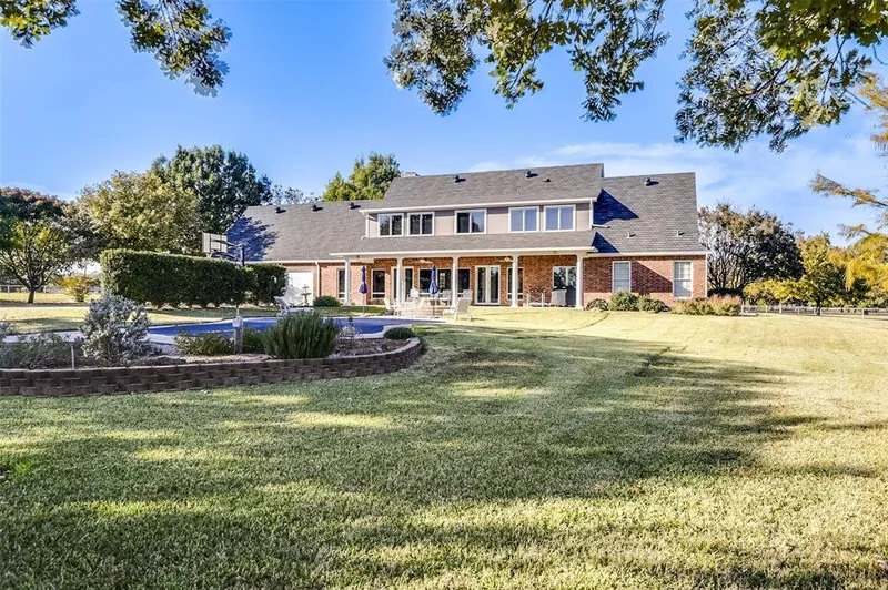 350 Turner Warnell Road, Mansfield, TX 76063, Mansfield, Texas, United States. - Photo 32