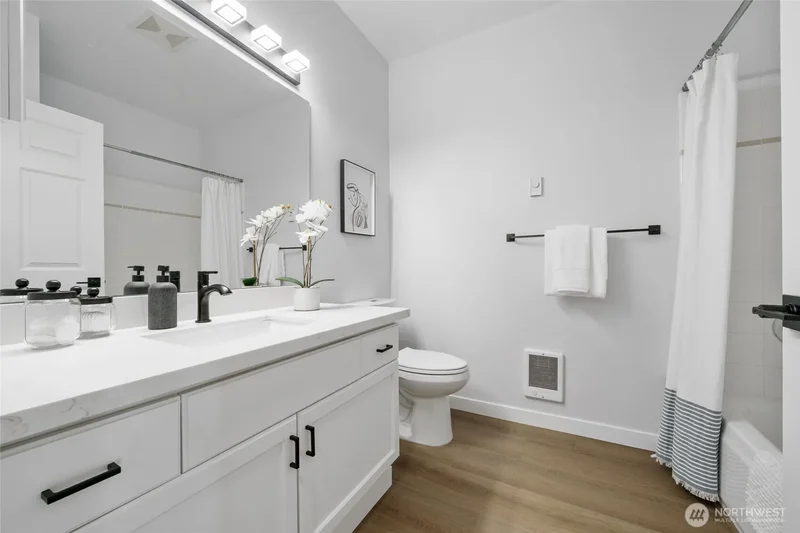 3221 SW Avalon Way 207, Seattle, Washington, United States. - Photo 22
