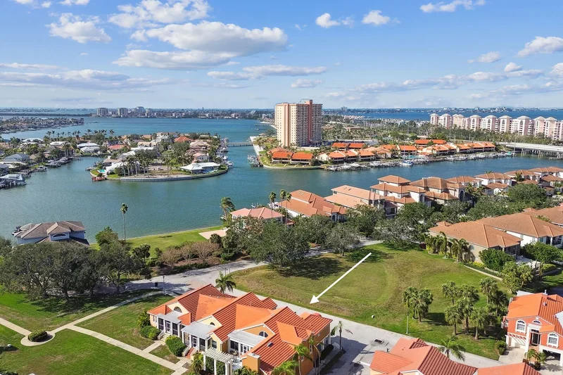 21 Crescent Place S, St Petersburg, FL 33711, St. Petersburg, Florida, United States. - Photo 50