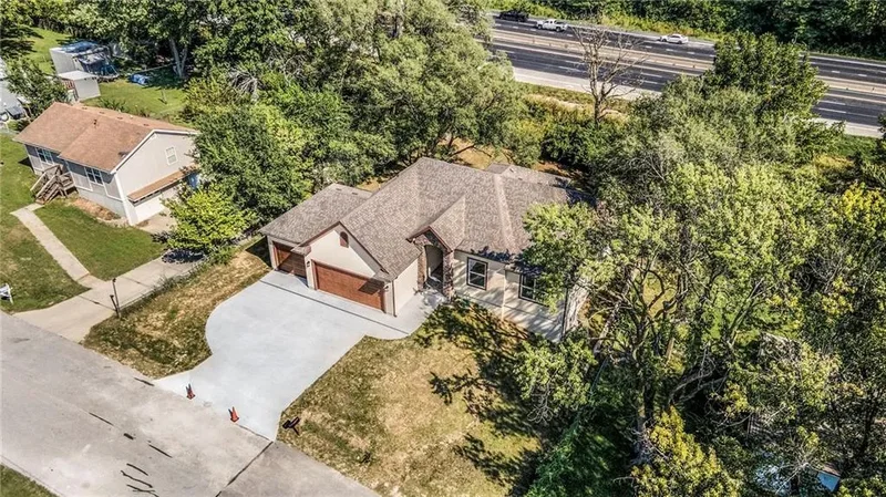 3711 N Wayne Avenue, Kansas City, MO 64116, Kansas City, Missouri, United States. - Photo 32
