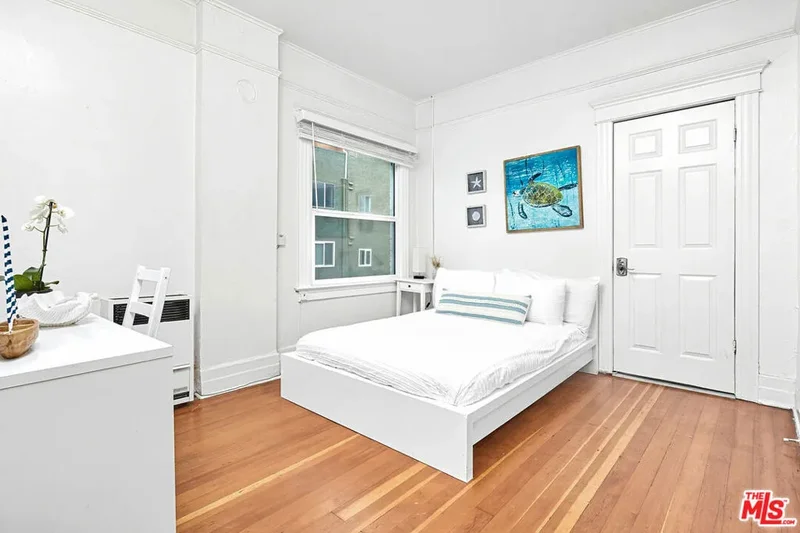 51 Sunset Avenue, Los Angeles, California, United States. - Photo 22