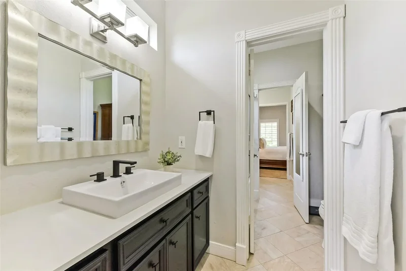 650 Oak Drive, Friendswood, Texas, United States. - Photo 6