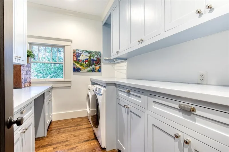 211 N Rosemont Avenue, Dallas, Texas, United States. - Photo 14