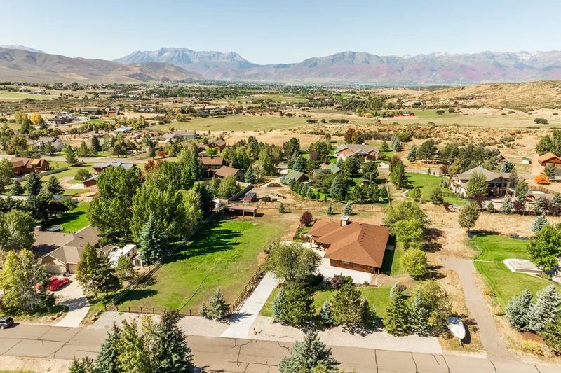 851 Lake Creek Way, Heber City, UT 84032, Heber City, Utah, United States. - Photo 49