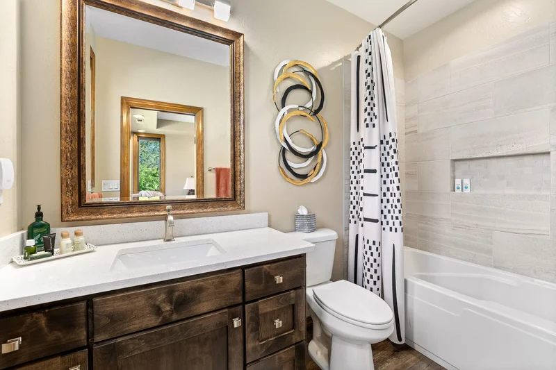 1126 NW Morgan, Grants Pass, OR, 97526, USA, Grants Pass, Oregon, United States. - Photo 37