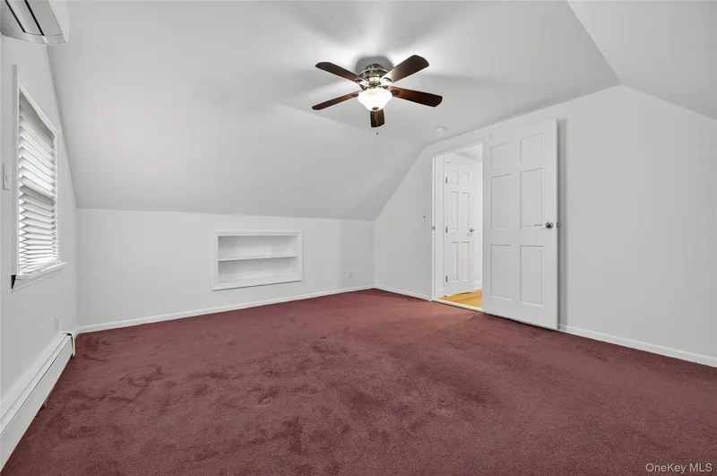 7 Lowland Road, Levittown, NY 11756, Levittown, New York, United States. - Photo 24