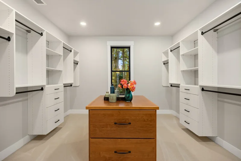 7535 NE West Port Madison Rd , Bainbridge Island, WA 98110, Bainbridge Island, Washington, United States. - Photo 22