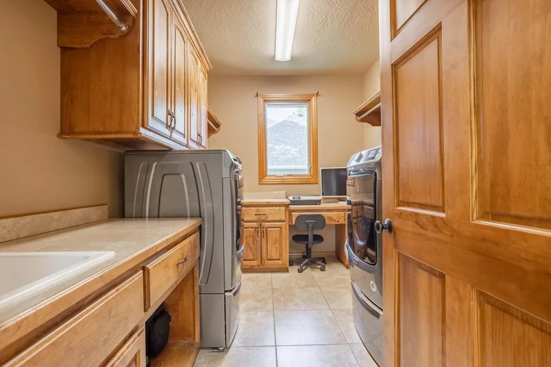 768 S Long Drive, Springfield, MO 65802, Springfield, Missouri, United States. - Photo 22