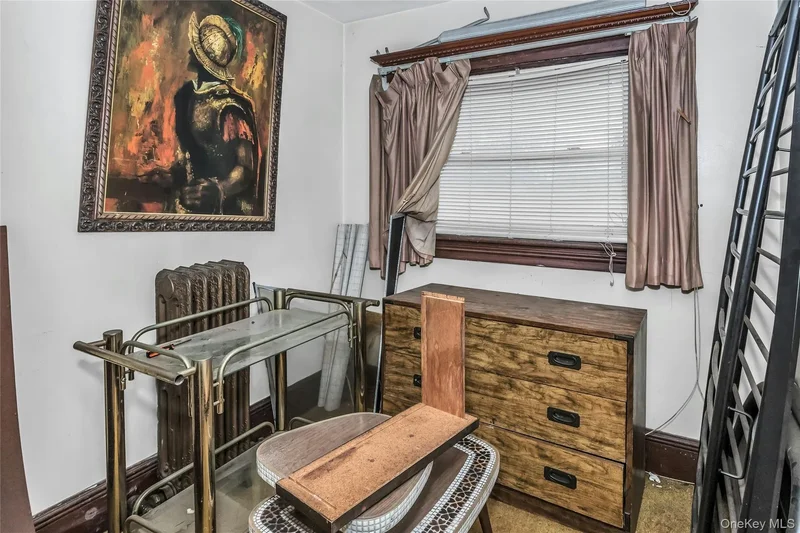41 W Fulton Avenue, Roosevelt, New York, United States. - Photo 14