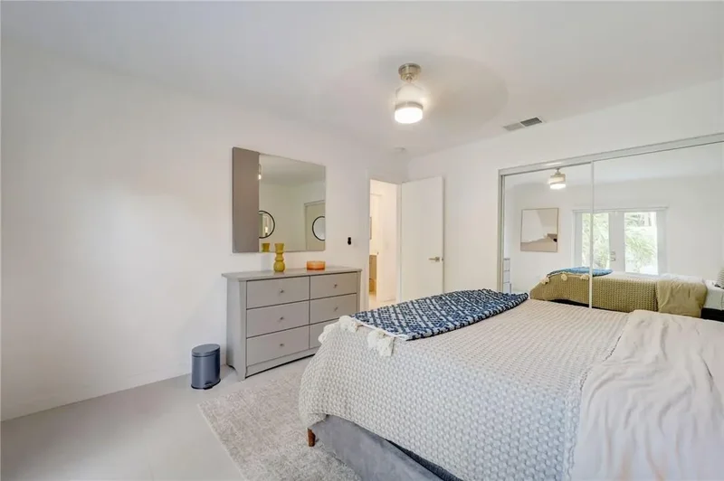 50 NE 30th Ct, Oakland Park, Florida, United States. - Photo 15
