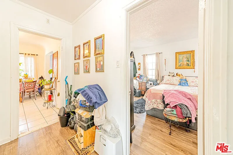 1618 S Burnside Avenue, Los Angeles, California, United States. - Photo 24