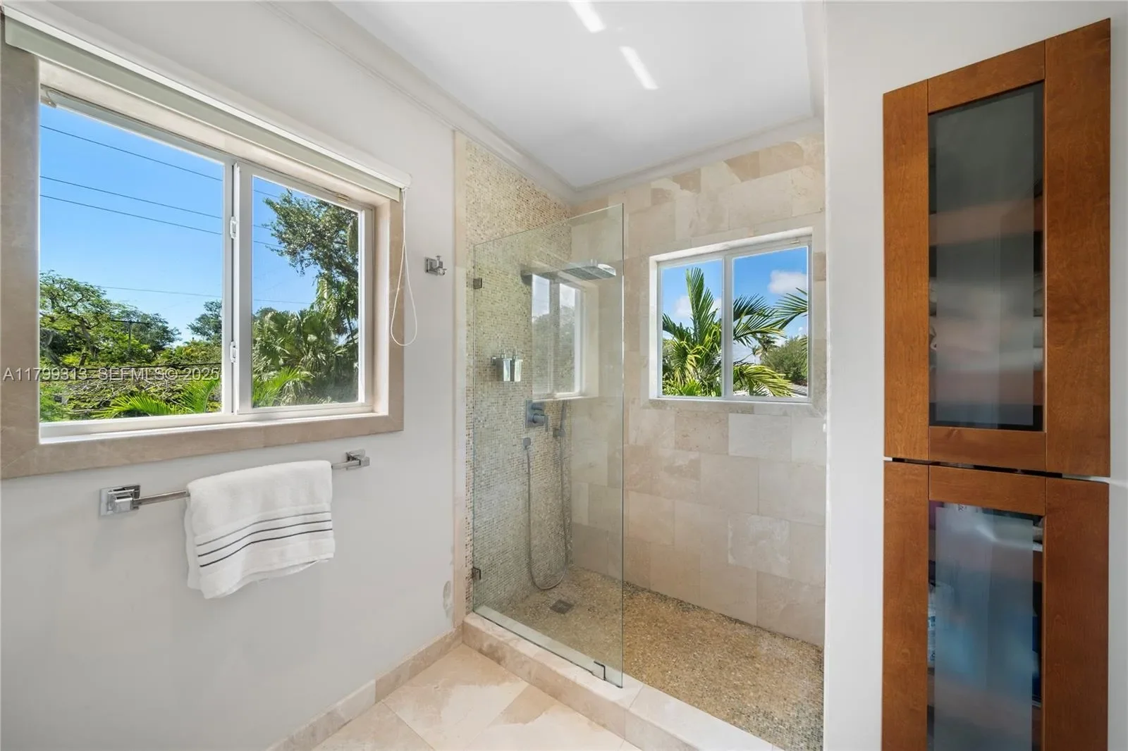 725 Vilabella Ave, Coral Gables, Florida, United States. - Photo 24