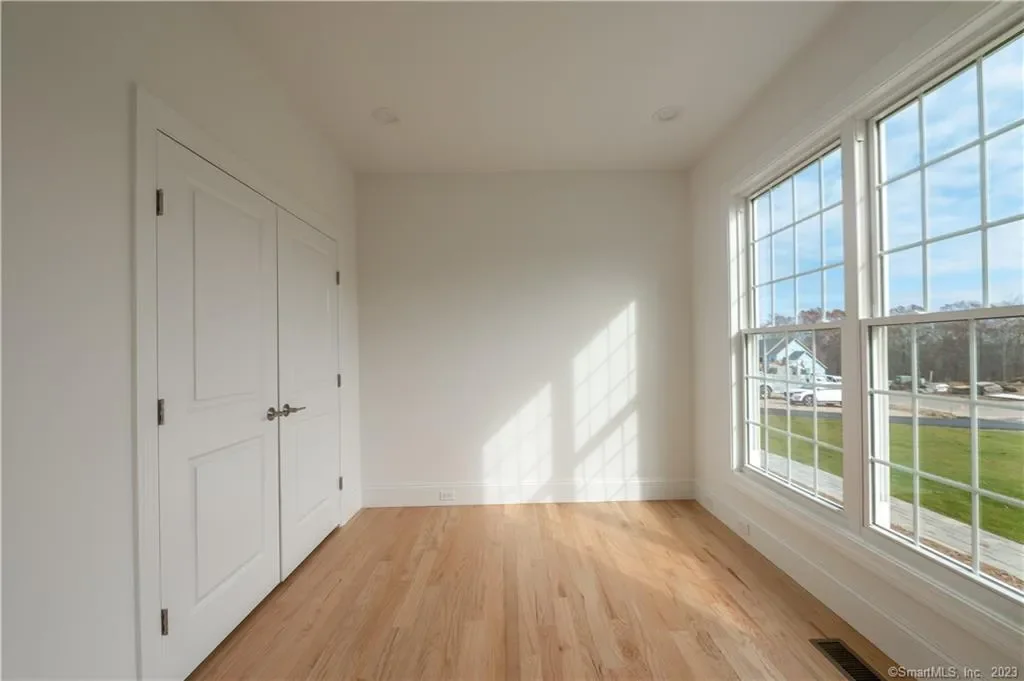 Gallery photo 6