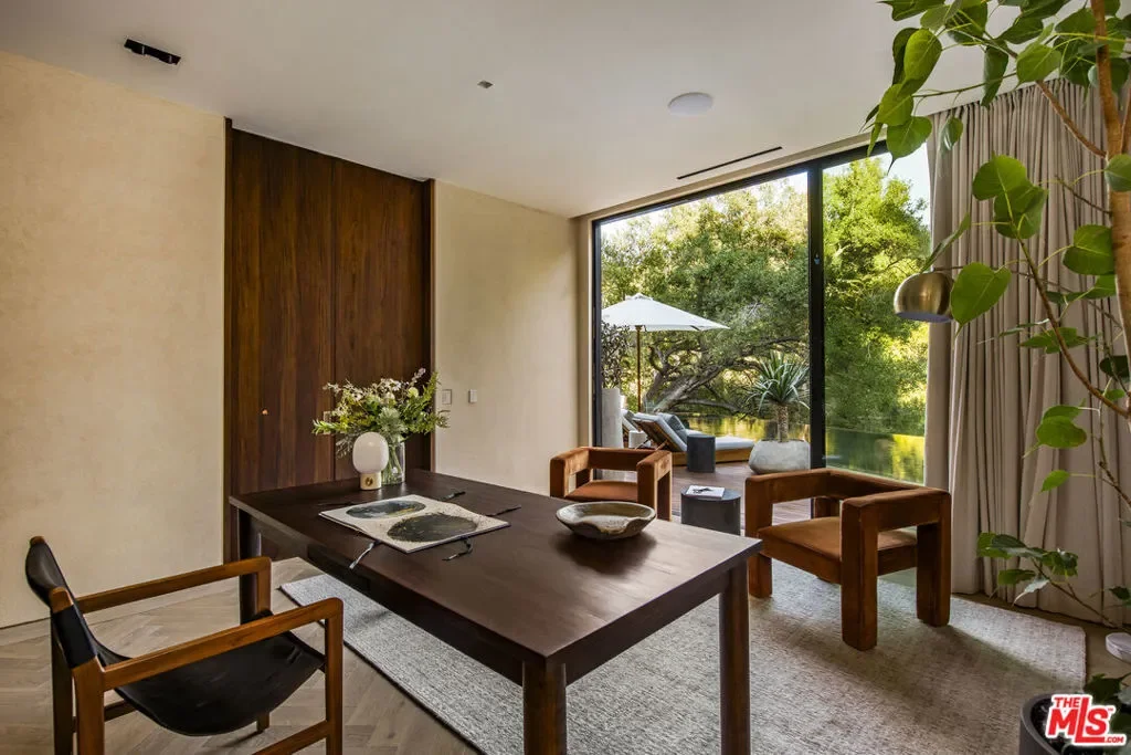 2535 Hutton Drive, Beverly Hills, California, United States. - Photo 39