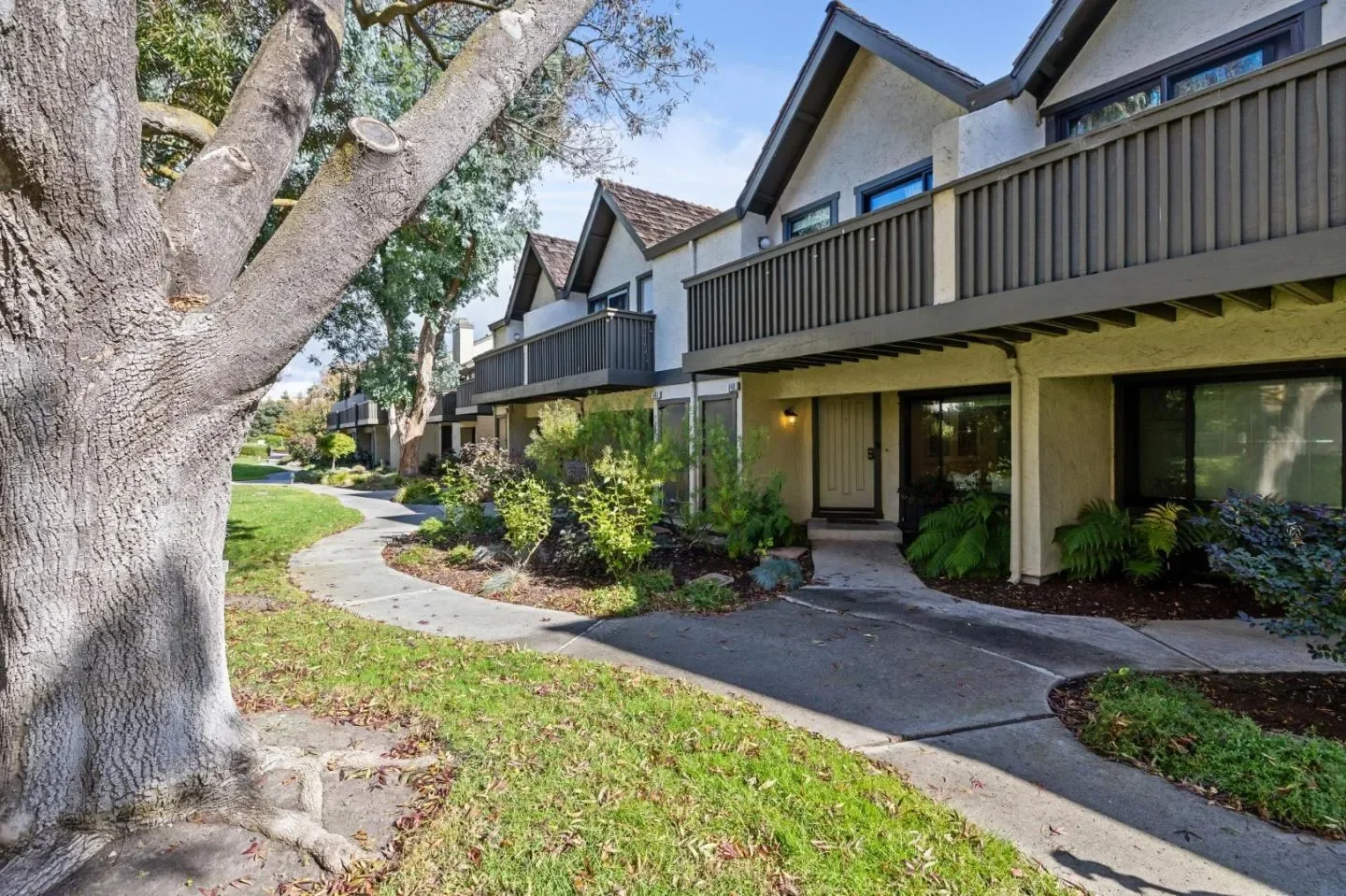 646 S Ahwanee Terrace, Sunnyvale, California, United States. - Photo 9