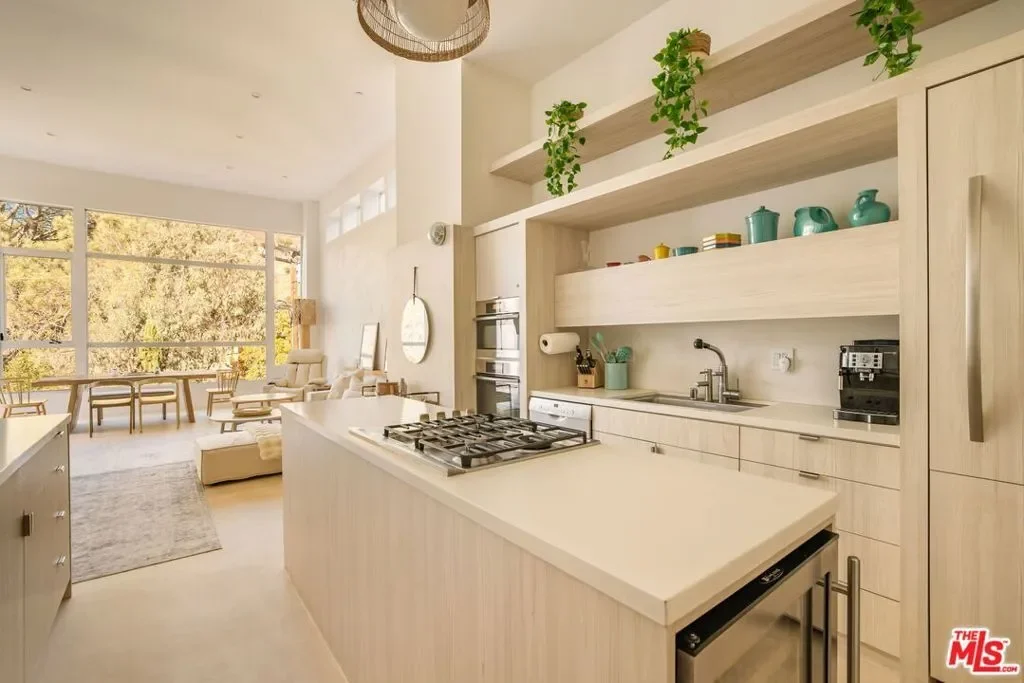 2407 San Marco Drive, Los Angeles, California, United States. - Photo 24