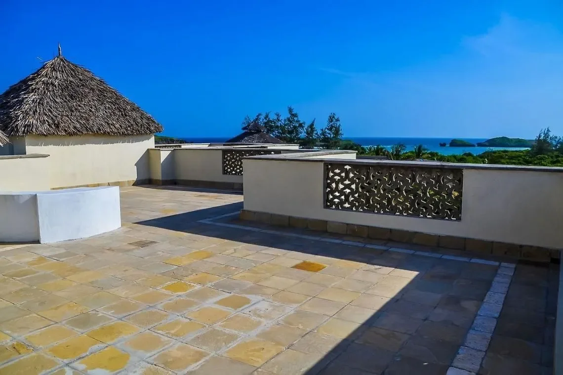 Exterior photo 9