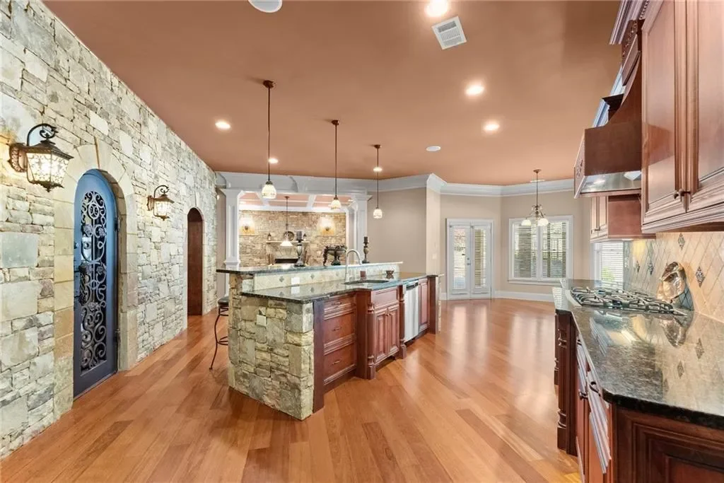 1310 Settles Road, Suwanee, Georgia, United States. - Photo 34
