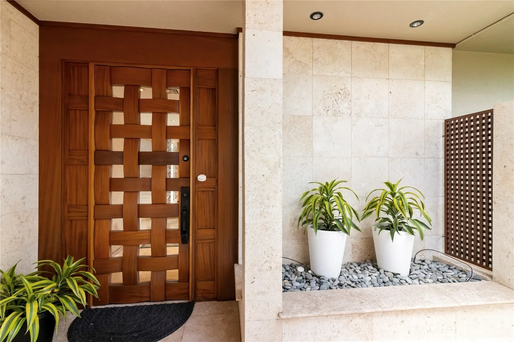 4498 Pahoa Avenue, Honolulu, HI 96816, Honolulu, Hawaii, United States. - Photo 2