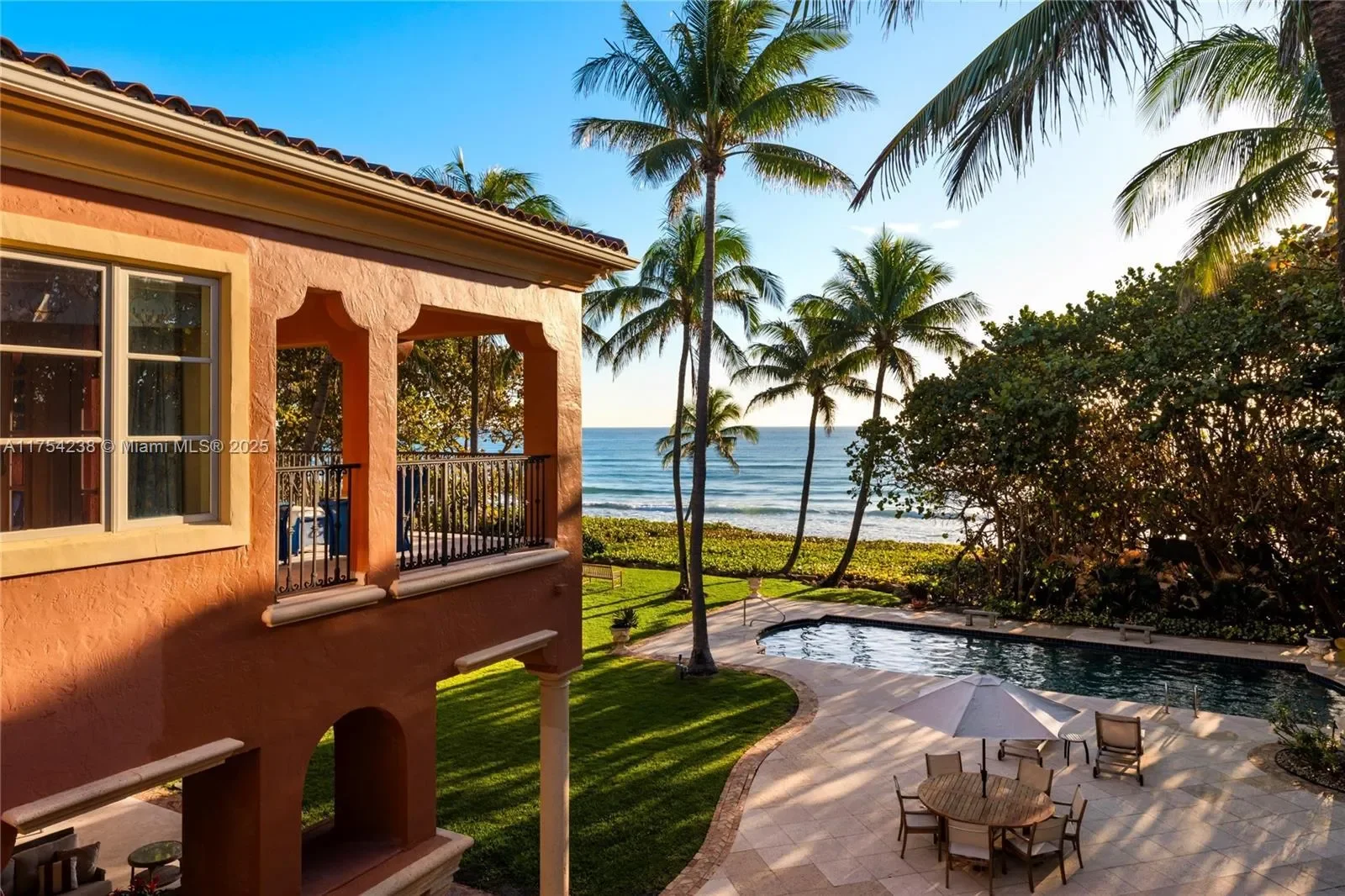 1091 Hillsboro Mile, Hillsboro Beach, Florida, United States. - Photo 35