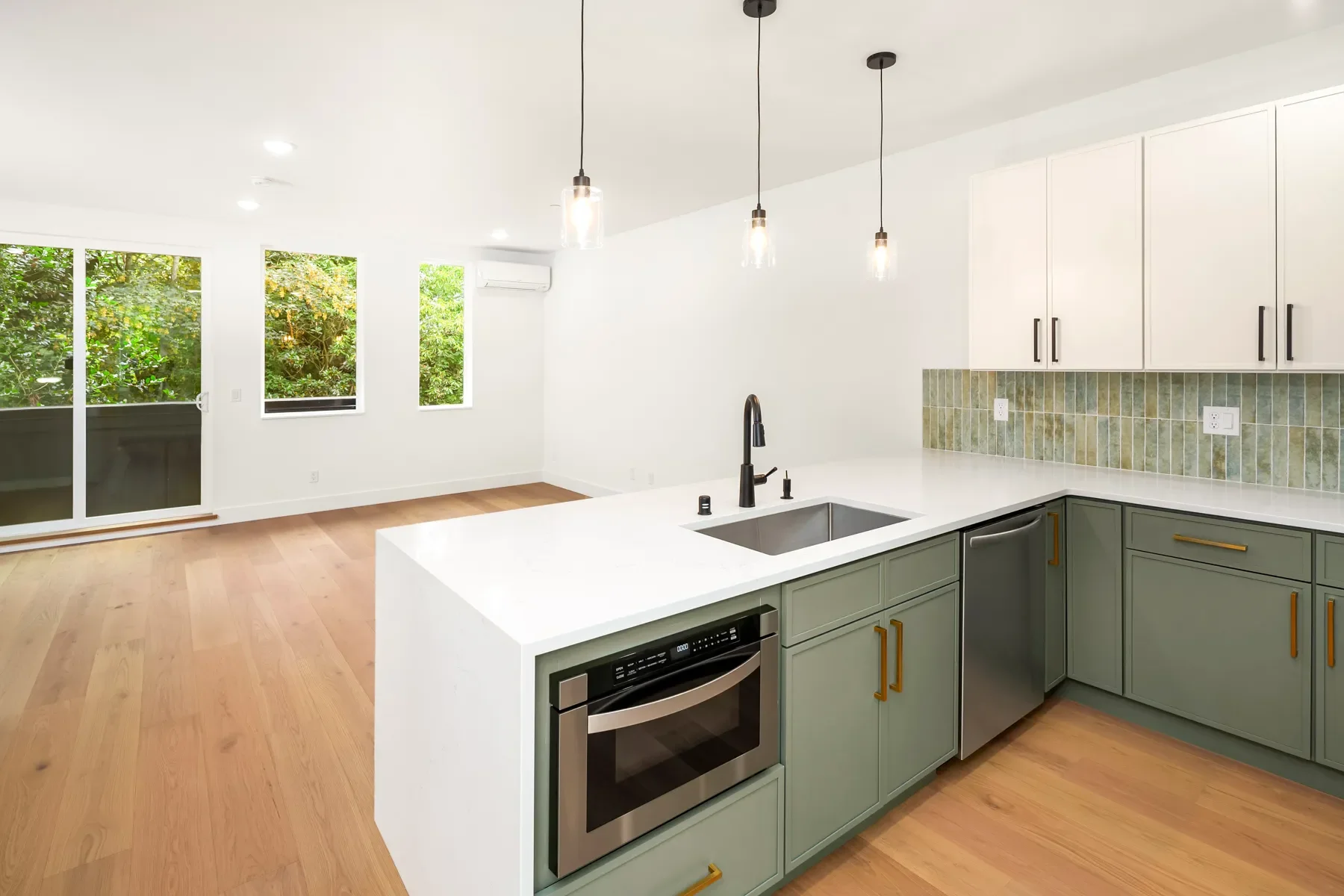 725 18th Ave Unit #C , Seattle, WA 98122, Seattle, Washington, United States. - Photo 13