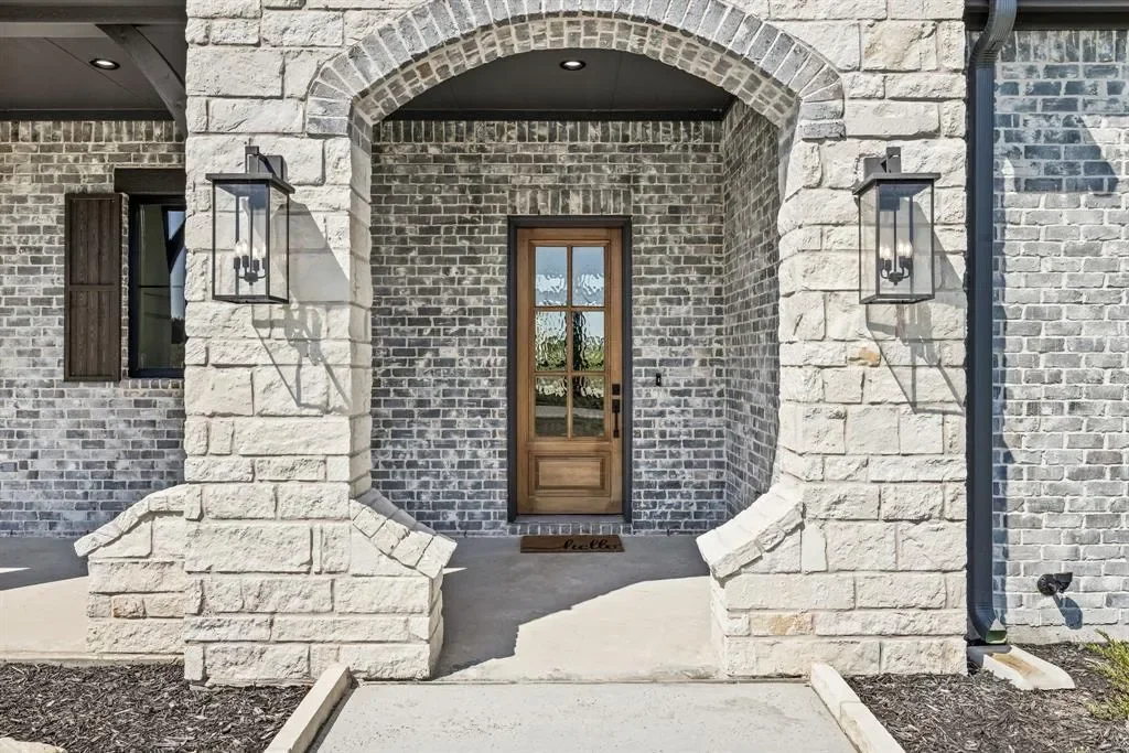 2005 Meadowlark Court, Aledo, Texas, United States. - Photo 6