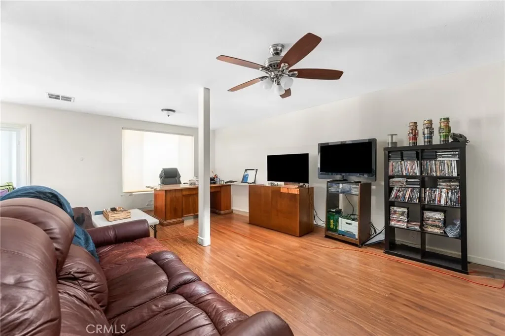 Gallery photo 2