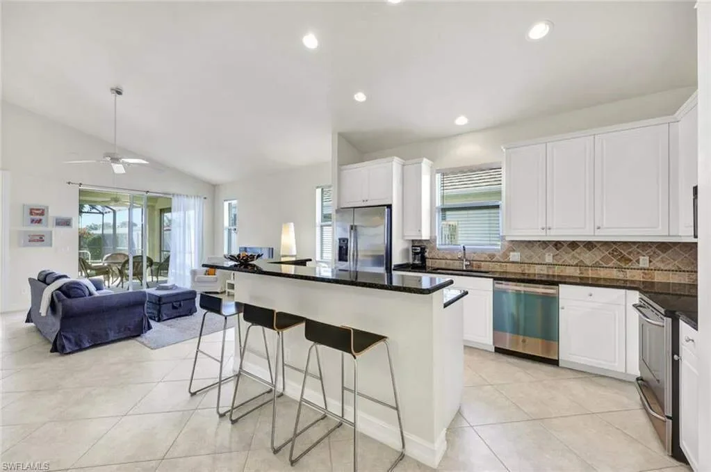 684 98th AVE, Naples, FL, 34108, USA, Naples, Florida, United States. - Photo 24