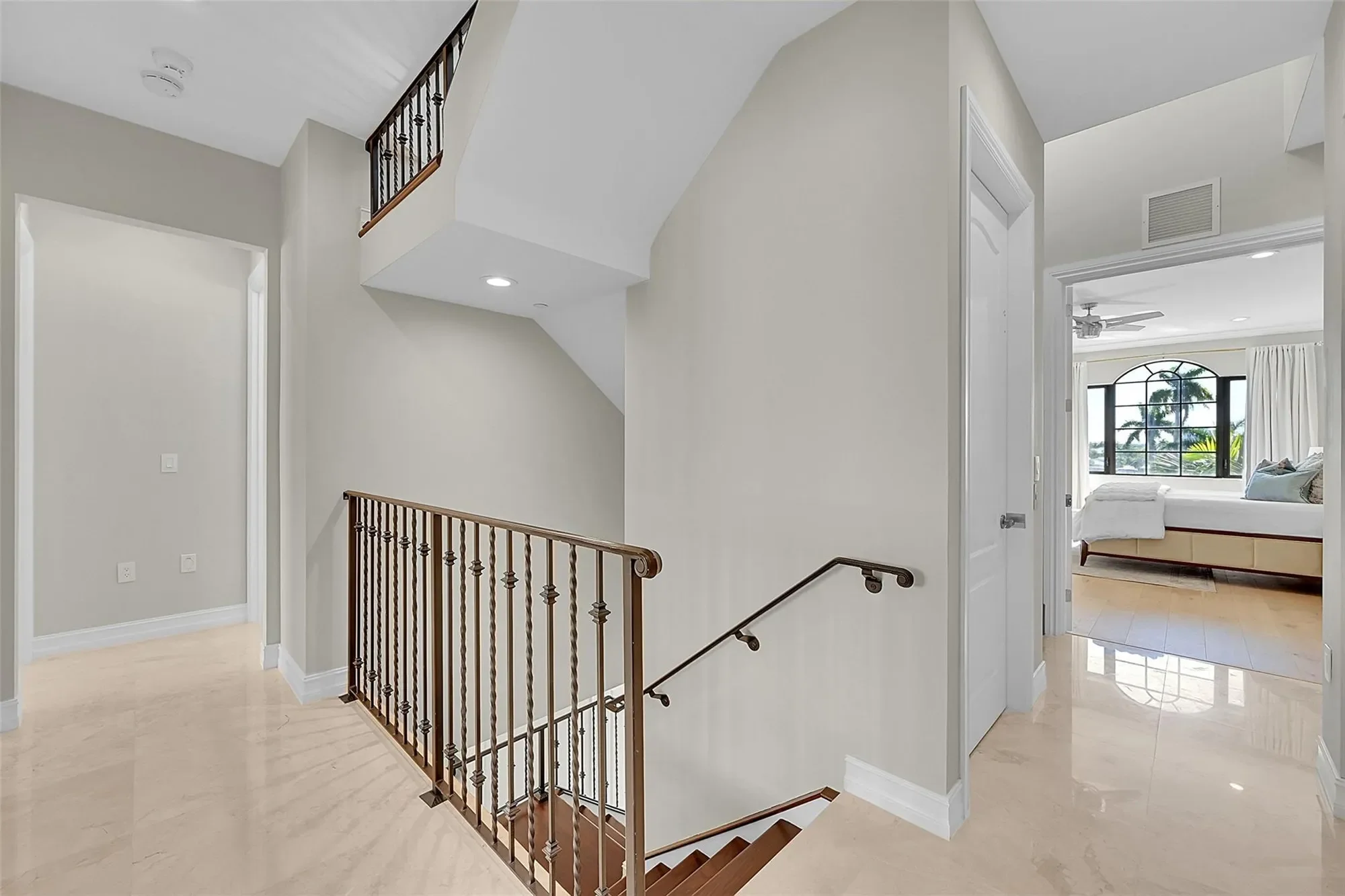 2254 SE 7th Street, Hillsboro Beach, Florida, United States. - Photo 24