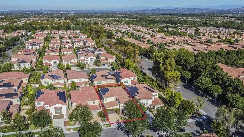 65 Rolling Green, Irvine, California, United States. - Photo 37