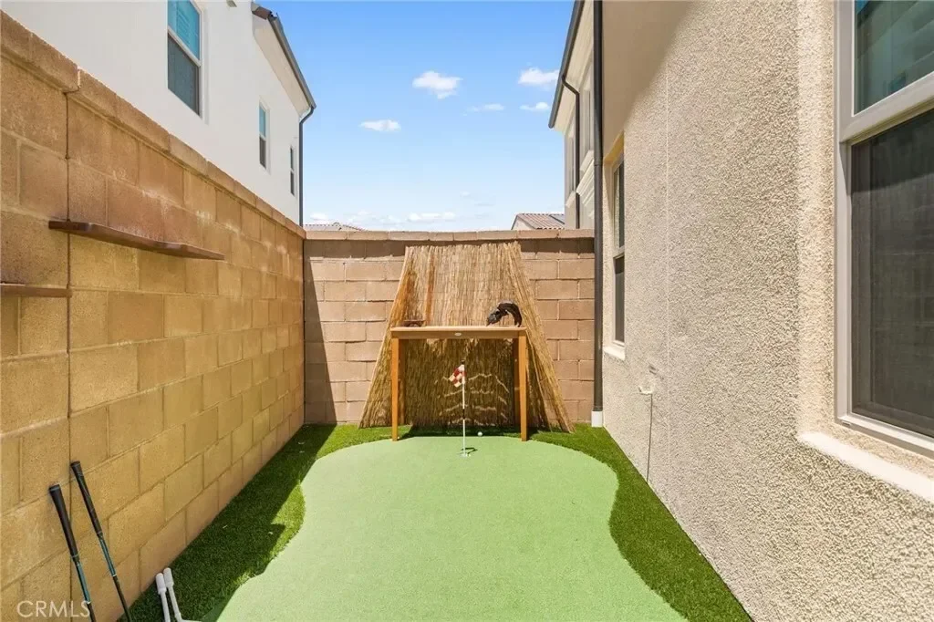 246 Canterbury, Irvine, California, United States. - Photo 38