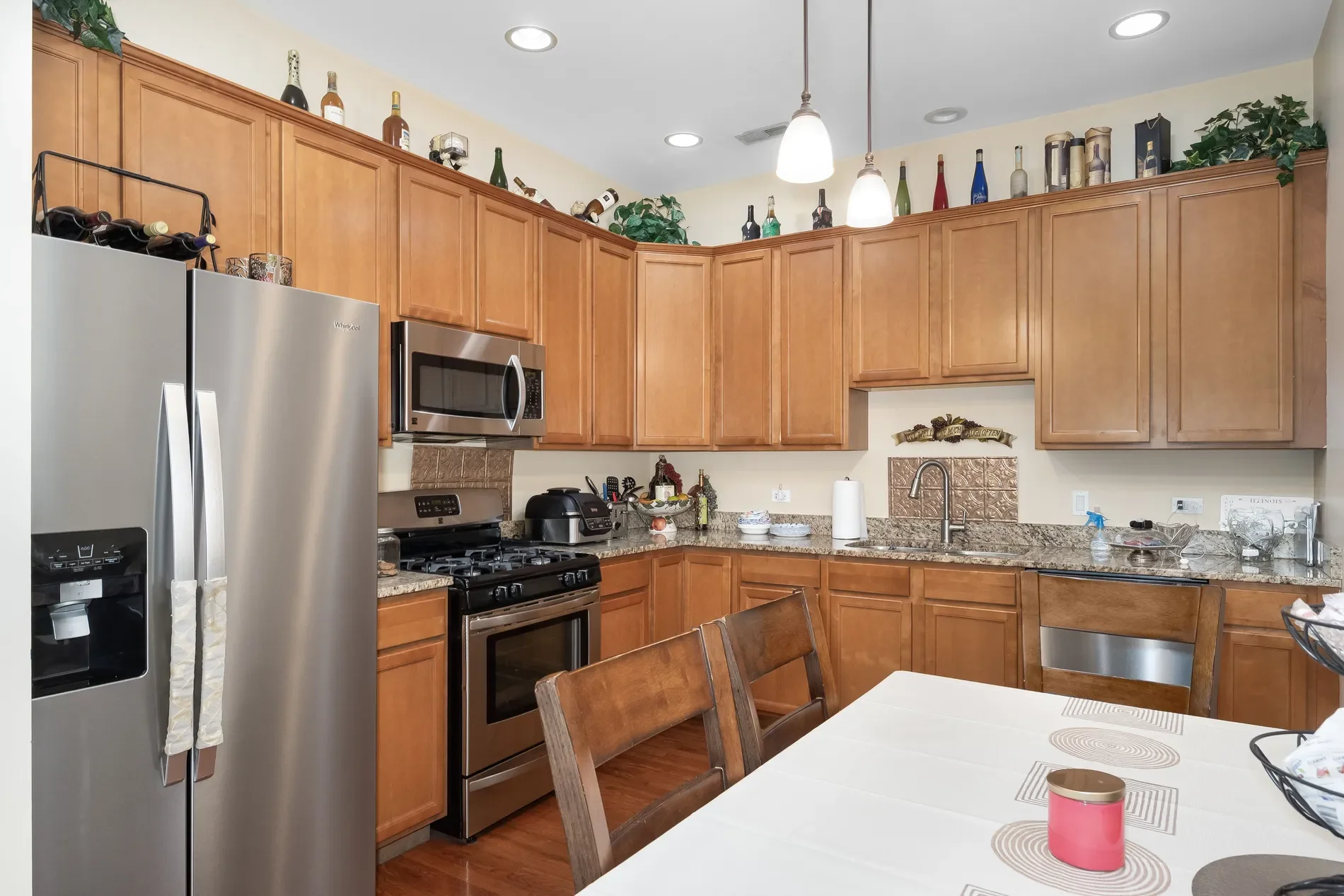 3549 S Lowe Avenue , Chicago, IL 60609, Chicago, Illinois, United States. - Photo 5