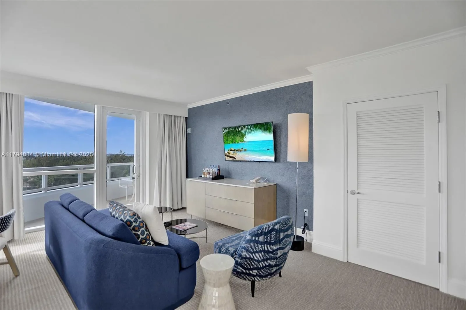 4401 Collins Ave 814, Miami Beach, Florida, United States. - Photo 4